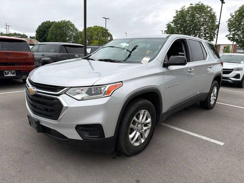Used 2020 Chevrolet Traverse LS FWD image 13