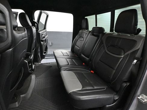 Used 2023 RAM 1500 Big Horn image 44