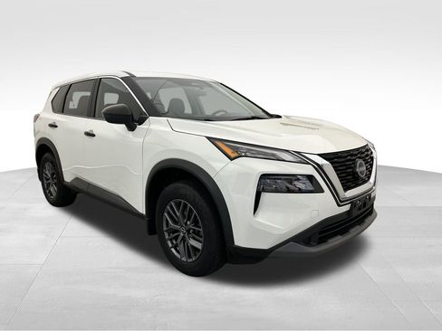 Used 2023 Nissan Rogue S FWD image 8