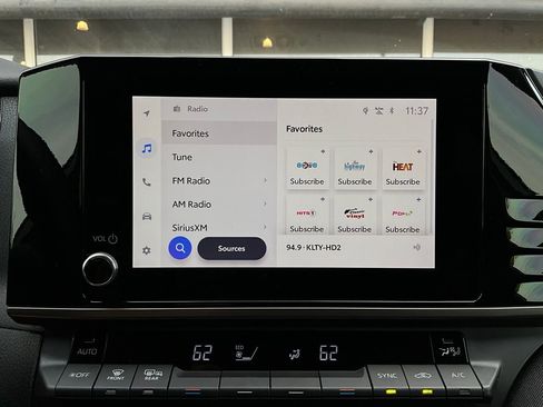 Used 2026 Toyota Camry LE w/ Convenience Package image 30