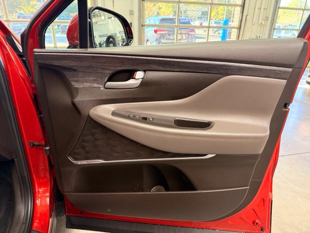 Used 2019 Hyundai Santa Fe Limited AWD/4WD image 28