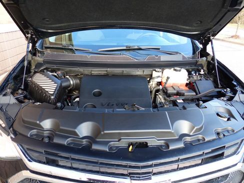 Used 2020 Chevrolet Traverse LS w/ LPO, Floor Liner Package AWD/4WD image 17