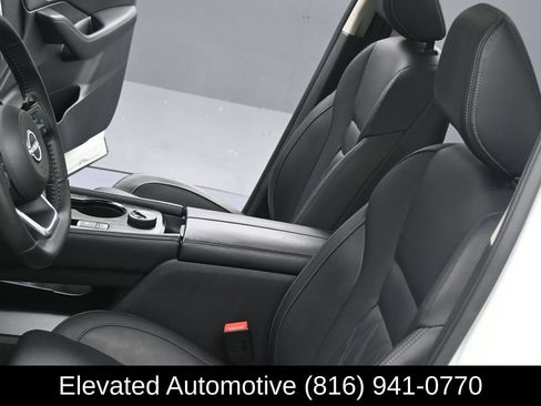 Used 2023 Nissan Rogue Platinum w/ Platinum Premium Package AWD/4WD image 18
