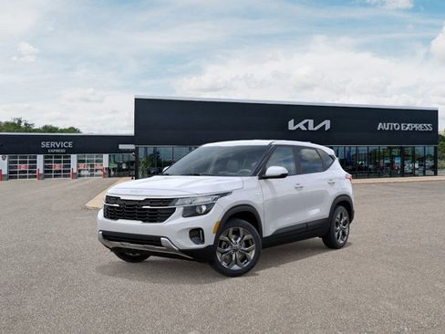 New 2026 Kia Seltos LX image 1