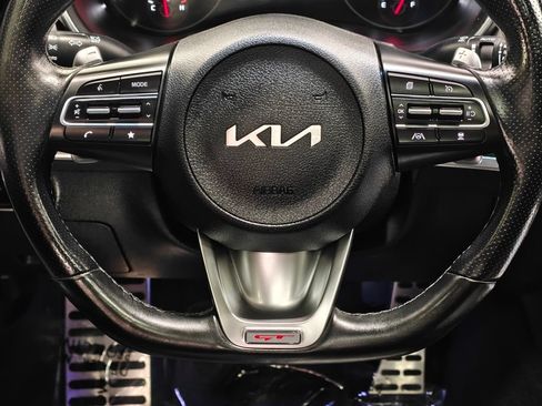 Used 2022 Kia Stinger GT2 RWD image 6