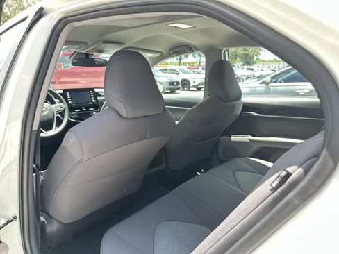Used 2023 Toyota Camry LE AWD/4WD image 18
