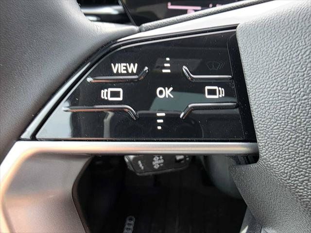 Used 2025 Audi Q5 Premium w/ Convenience Package AWD/4WD image 29
