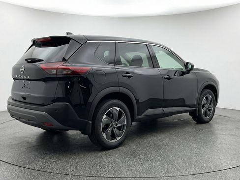 Used 2025 Nissan Rogue SV FWD image 9