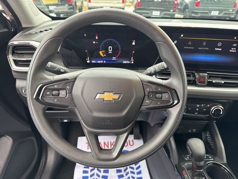 Used 2025 Chevrolet TrailBlazer LT image 15