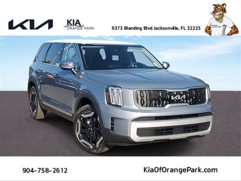 New 2025 Kia Telluride EX w/ EX Captain's Chair Package image 1