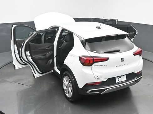 Used 2024 Buick Encore GX Preferred w/ Comfort Package FWD image 64