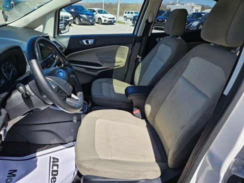 Used 2018 Ford EcoSport SE w/ SE Convenience Package image 22
