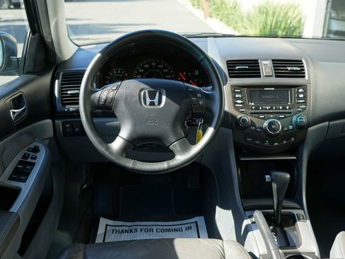 Used 2004 Honda Accord EX image 38