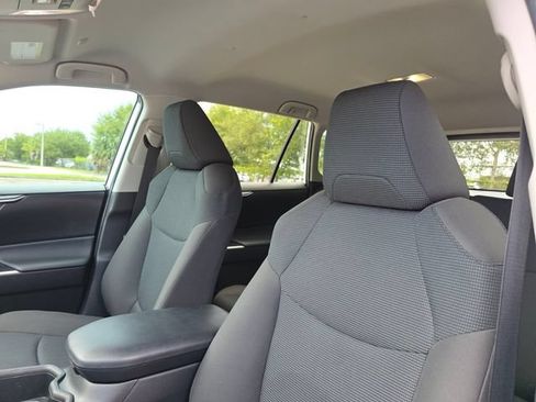 Used 2023 Toyota RAV4 LE FWD image 22