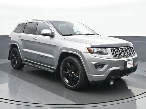 Used 2014 Jeep Grand Cherokee Altitude image 9