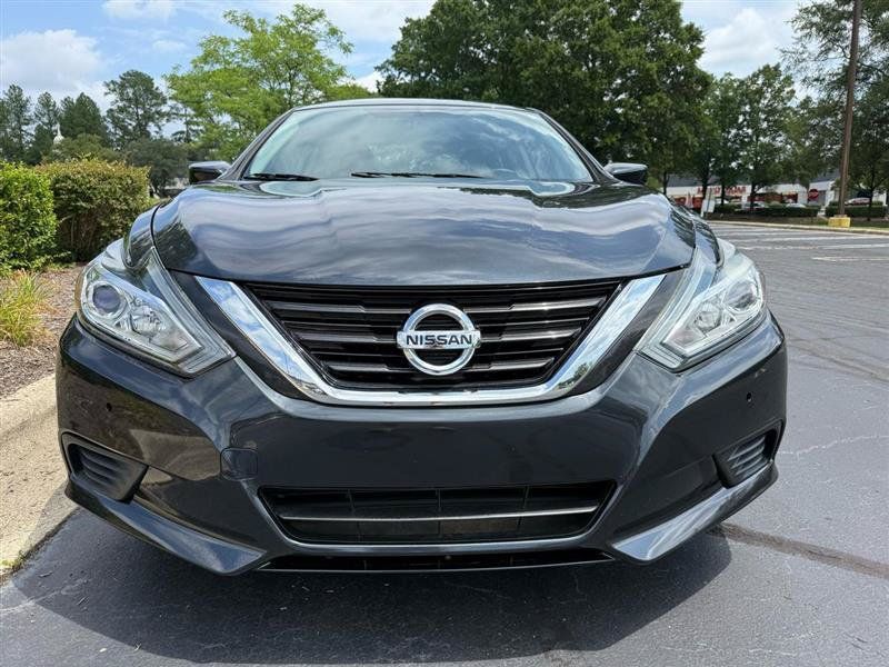 Used 2018 Nissan Altima 2.5 S w/ S Convenience Package FWD image 7