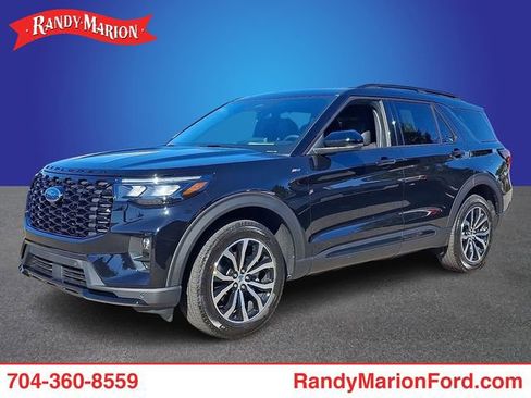 New 2026 Ford Explorer ST-Line image 1