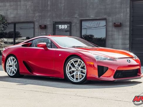 Used 2012 Lexus LFA RWD image 47