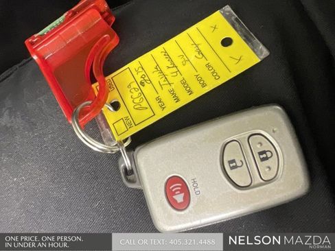 Used 2015 Toyota 4Runner Limited image 48