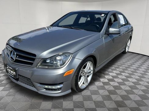 Used 2014 Mercedes-Benz C 250 Sedan image 3