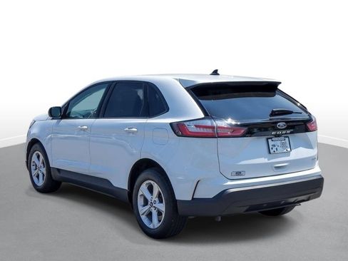 Used 2024 Ford Edge SE AWD/4WD image 6