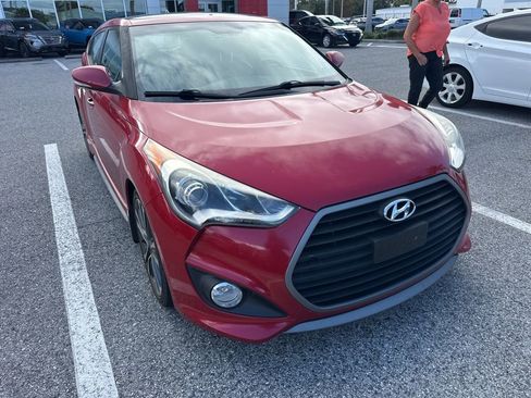 Used 2016 Hyundai Veloster Turbo w/ Option Group 04 image 2