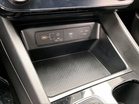 Used 2025 Hyundai Santa Cruz SEL FWD image 33