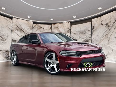 Used 2019 Dodge Charger R/T w/ Driver Confidence Group RWD image 24