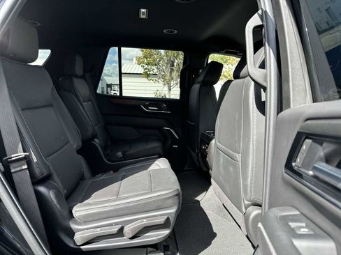 Certified 2025 GMC Yukon Denali image 18