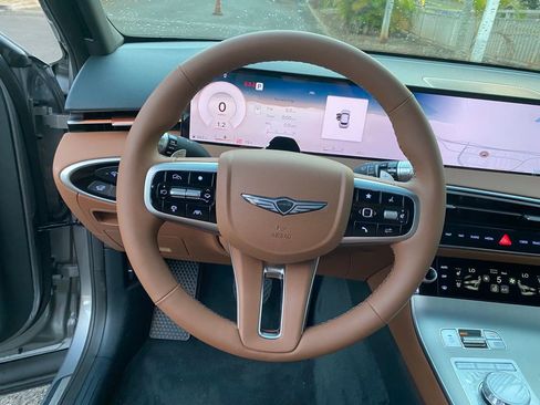 New 2026 Genesis GV70 2.5T Advanced AWD/4WD image 32