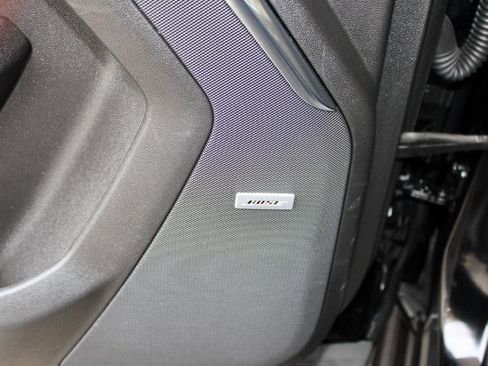 Used 2024 GMC Yukon Denali image 12