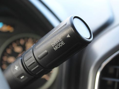 Used 2018 Ford F150 XLT image 17