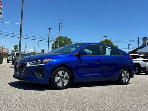Used 2022 Hyundai Ioniq Blue FWD image 2