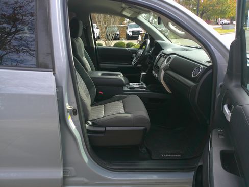 Used 2019 Toyota Tundra SR5 image 33