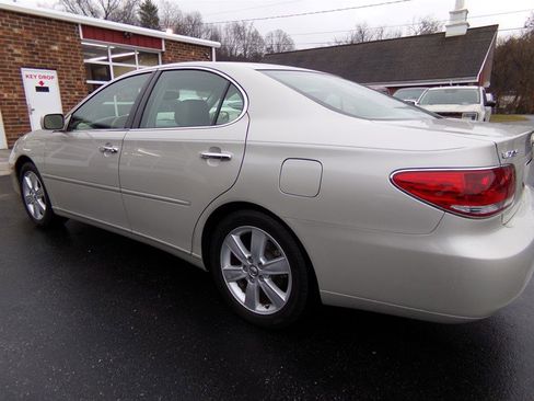 Used 2005 Lexus ES 330 image 14