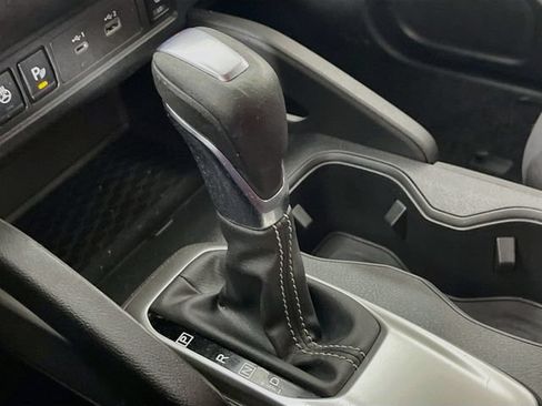 Used 2024 Nissan Frontier SV w/ SV Convenience Package RWD image 17