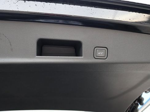 New 2026 Chevrolet Traverse LT w/ Enhanced Driving Package image 29