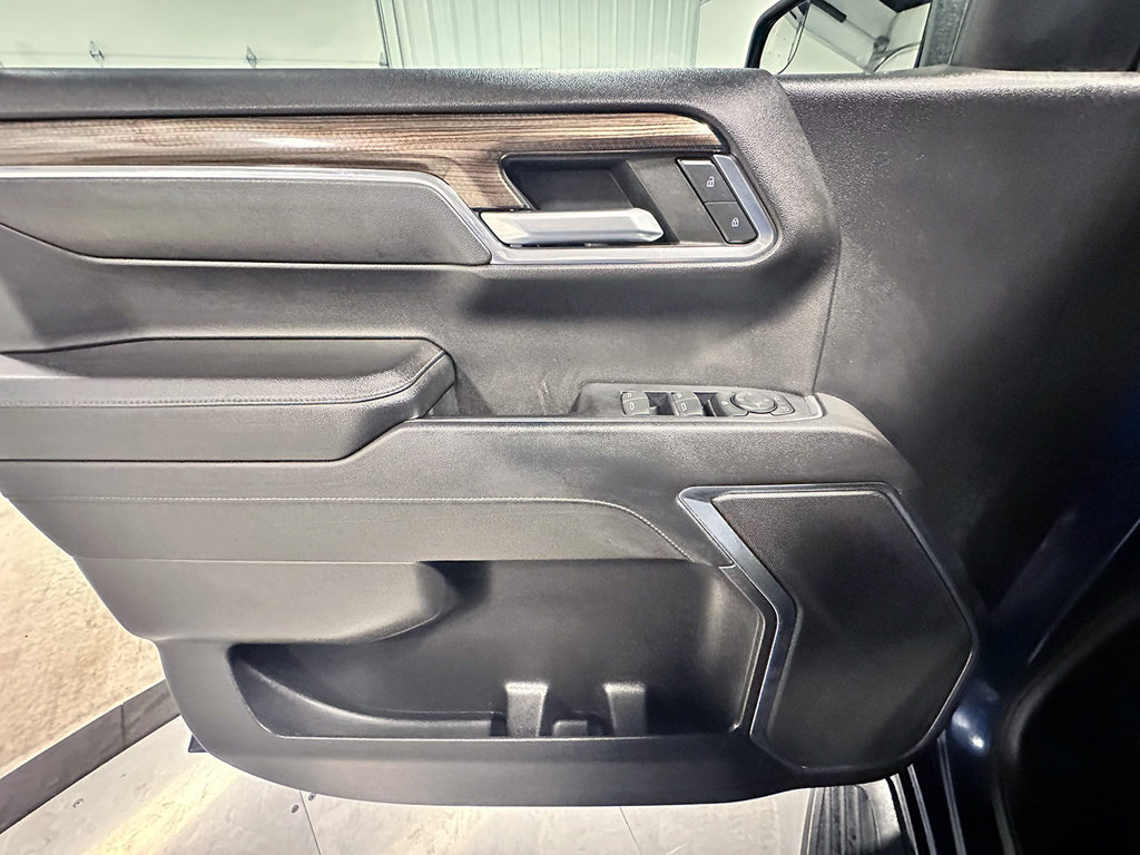 Used 2022 Chevrolet Silverado 1500 RST AWD/4WD image 24
