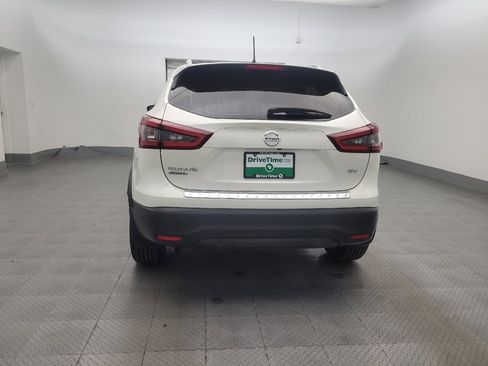 Used 2022 Nissan Rogue Sport SV image 6