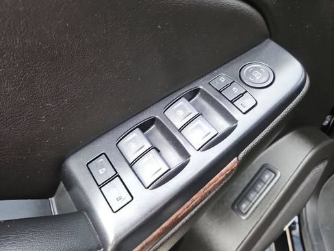 Used 2020 GMC Yukon SLT AWD/4WD image 21
