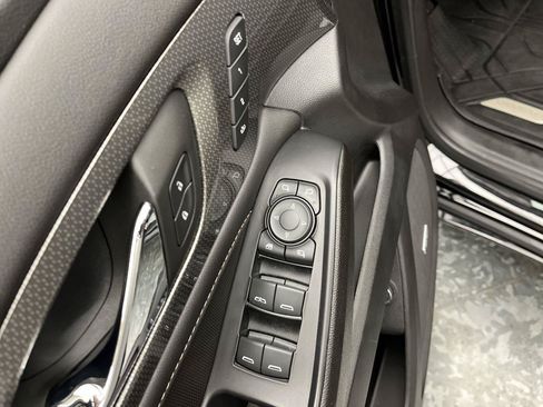Used 2022 Chevrolet Traverse Premier w/ Redline Edition AWD/4WD image 9