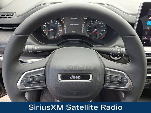 Used 2026 Jeep Compass Latitude w/ Quick Order Package 29K AWD/4WD image 4