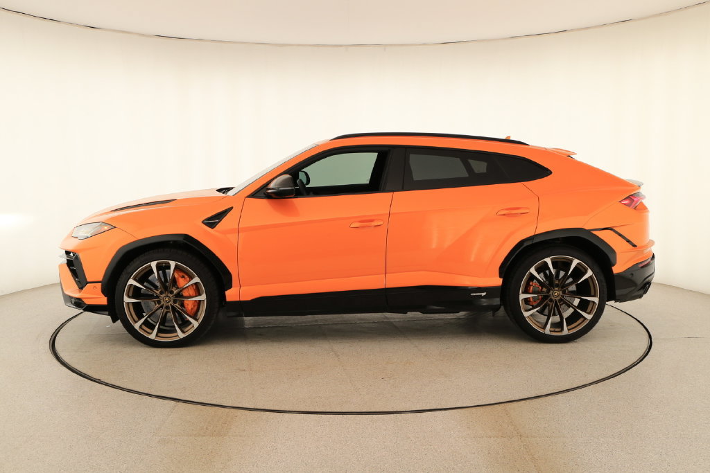 Used 2023 Lamborghini Urus S AWD/4WD image 2