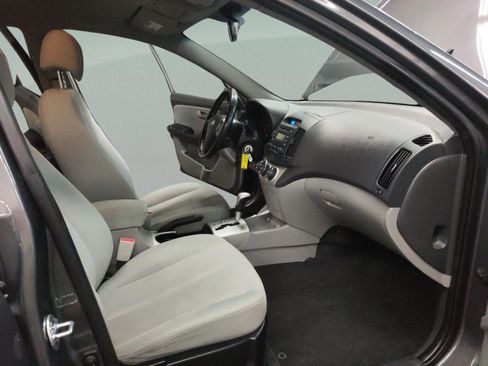 Used 2009 Hyundai Elantra SE image 21