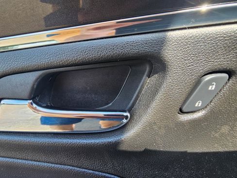 Used 2014 Chevrolet Impala LTZ FWD image 28