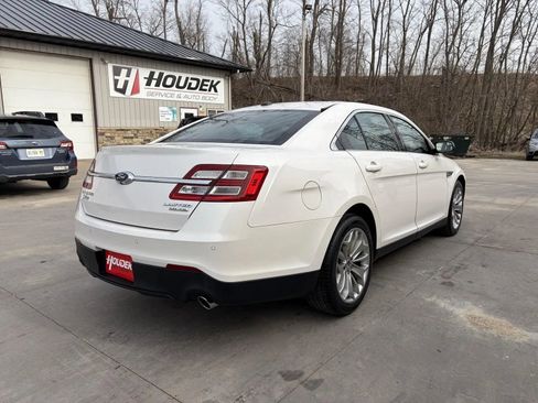 Used 2014 Ford Taurus Limited FWD image 8