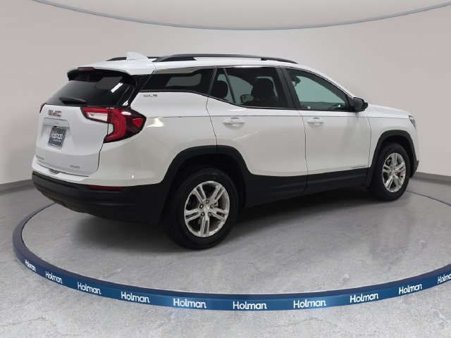 Used 2023 GMC Terrain SLE w/ Driver Convenience Package AWD/4WD image 6