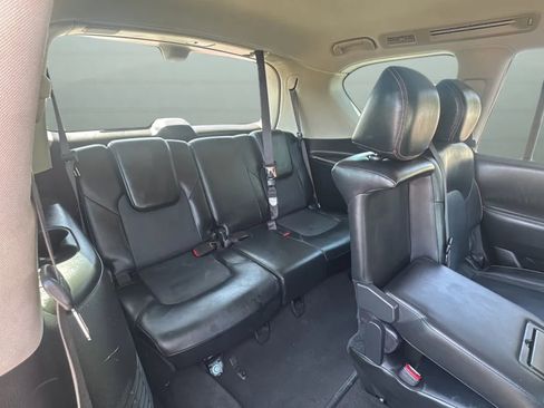 Used 2018 Nissan Armada Platinum RWD image 28