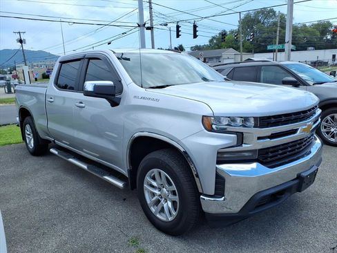 Used 2020 Chevrolet Silverado 1500 LT w/ All-Star Edition AWD/4WD image 2