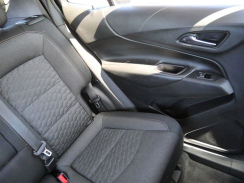 Used 2019 Chevrolet Equinox LT FWD image 14